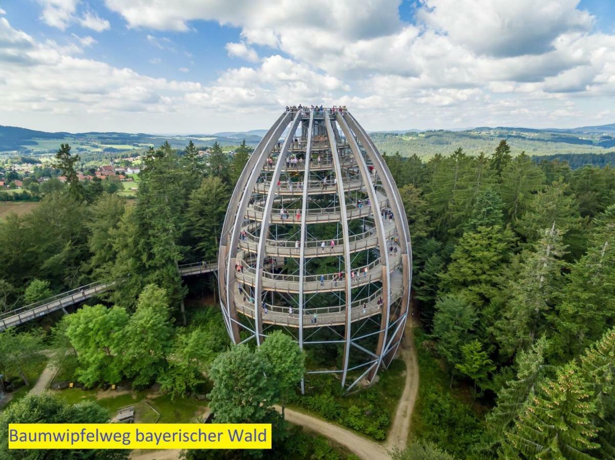 Ferienwohnung Fernblick Neukirchen vorm Wald المظهر الخارجي الصورة
